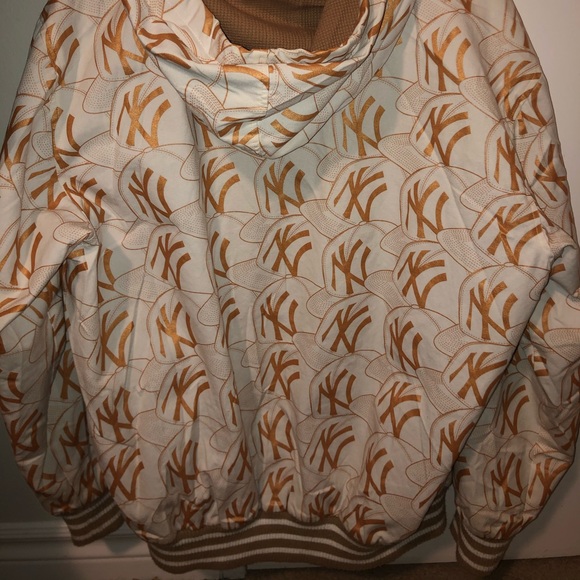 New York Yankees Jacket - Picture 5 of 5